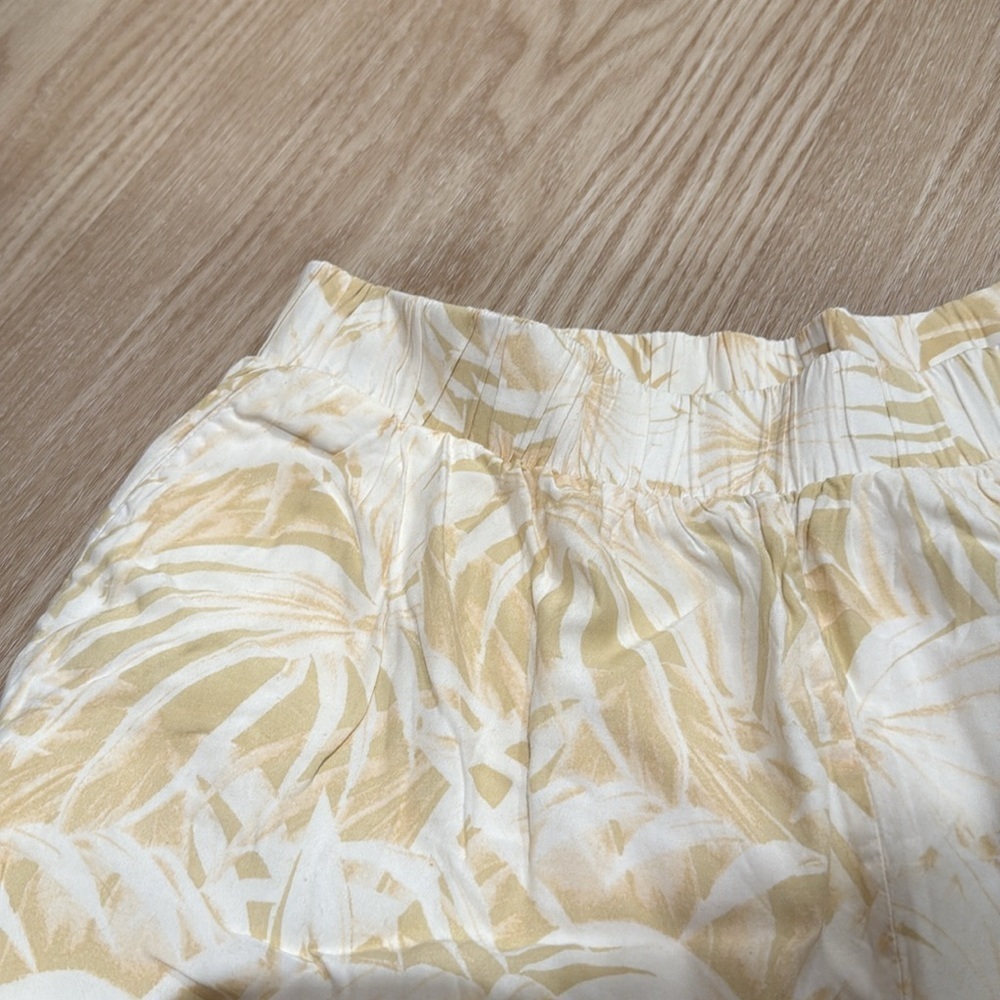 ANINE BING TROPICAL SHORTS SIZE MEDIUM - Picture 5 of 8